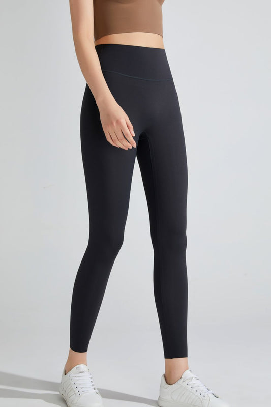 SEAMLESS Mid-Waisted Ultra Soft Active Leggings With Pockets
